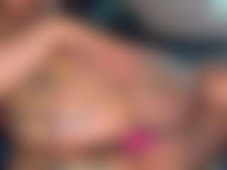 Live cam show with LaylaRed - Brown Eyes on CamClone