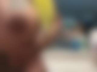 LaylaRed's Live Sex Cam Show