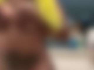 LaylaRed's Live Sex Cam Show
