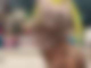 LaylaRed's Live Sex Cam Show