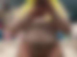 LaylaRed's Live Sex Cam Show