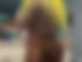 Live cam show with LaylaRed - Big Tits on xxxlivecams.org