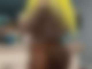 LaylaRed's Live Sex Cam Show