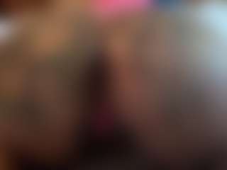 LaylaRed's Live Sex Cam Show