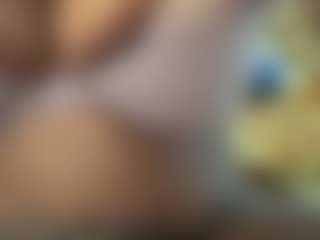 LaylaRed's Live Sex Cam Show