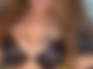 LaylaRed's Live Sex Cam Show