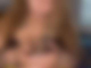LaylaRed's Live Sex Cam Show