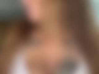 LaylaRed's Live Sex Cam Show