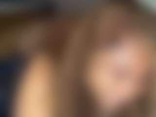 Live cam show with LaylaRed - Asshole Black on Camming Site