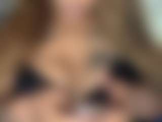 LaylaRed's Live Sex Cam Show