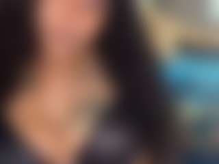 LaylaRed's Live Sex Cam Show