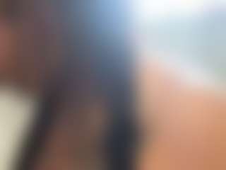 LaylaRed's Live Sex Cam Show