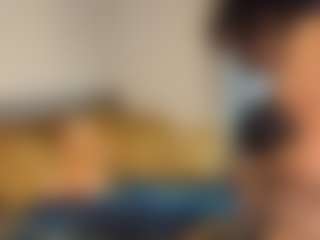 LaylaRed's Live Sex Cam Show