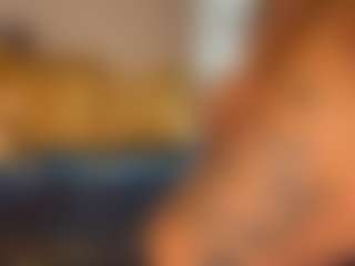 LaylaRed's Live Sex Cam Show