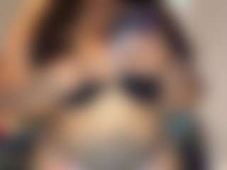 LaylaRed's Live Sex Cam Show