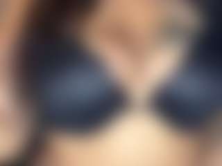 LaylaRed's Live Sex Cam Show