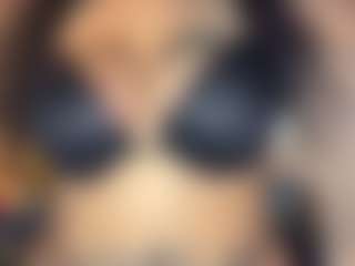 LaylaRed's Live Sex Cam Show