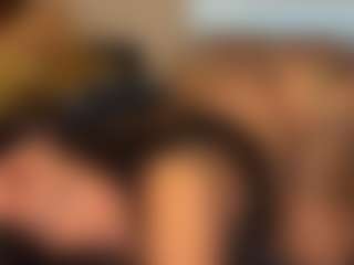 LaylaRed's Live Sex Cam Show