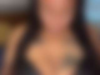 LaylaRed's Live Sex Cam Show