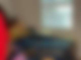 LaylaRed's Live Sex Cam Show