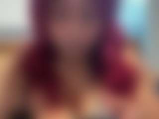 LaylaRed's Live Sex Cam Show