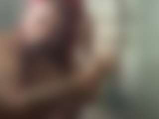 LaylaRed's Live Sex Cam Show