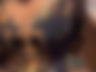 LaylaRed's Live Sex Cam Show