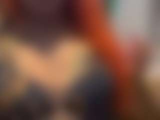 LaylaRed's Live Sex Cam Show