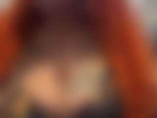 LaylaRed's Live Sex Cam Show