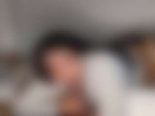 LaylaRed's Live Sex Cam Show
