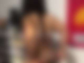 Live cam show with LaylaRed - Orgasm on Milfs Live