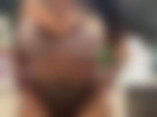 LaylaRed's Live Sex Cam Show
