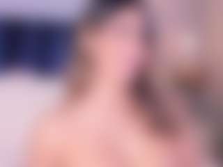Live cam show with TaniaFernandez - Pale on 1on1-livenow