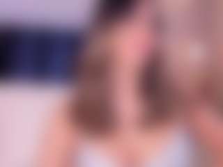 Live cam show with TaniaFernandez - Oil on Cam Slut