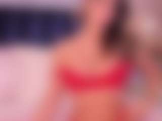 Live cam show with TaniaFernandez - Bi on SxyPornLive