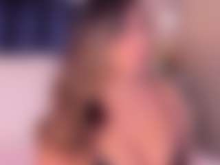 Live cam show with TaniaFernandez - India on Camsoda