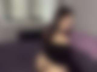 AnikaVelour's Live Sex Cam Show
