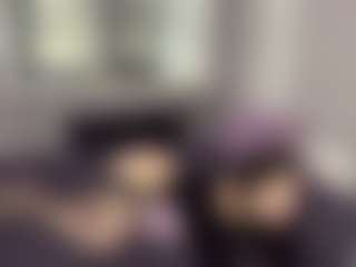 AnikaVelour's Live Sex Cam Show