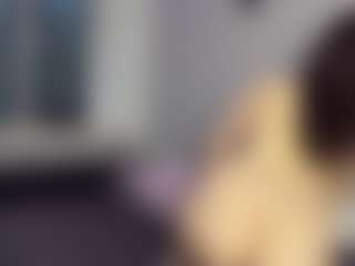 AnikaVelour's Live Sex Cam Show