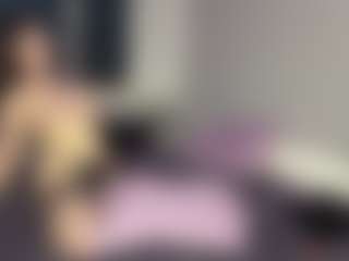 AnikaVelour's Live Sex Cam Show
