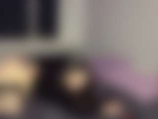 AnikaVelour's Live Sex Cam Show