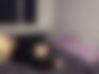 AnikaVelour's Live Sex Cam Show