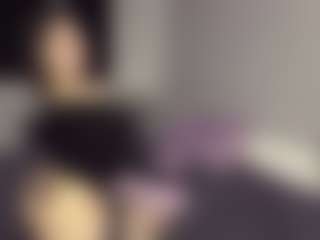 AnikaVelour's Live Sex Cam Show