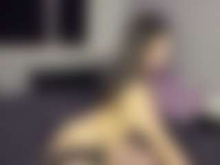 AnikaVelour's Live Sex Cam Show
