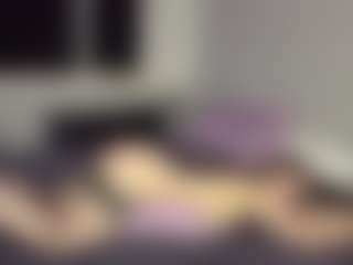 AnikaVelour's Live Sex Cam Show
