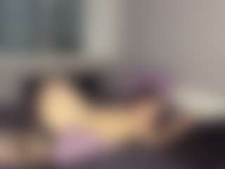 AnikaVelour's Live Sex Cam Show
