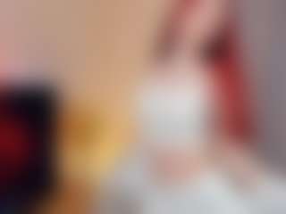 ellianora's Live Sex Cam Show