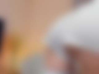 ellianora's Live Sex Cam Show