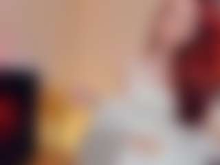 ellianora's Live Sex Cam Show