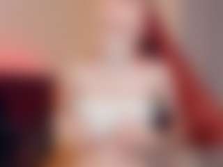 ellianora's Live Sex Cam Show